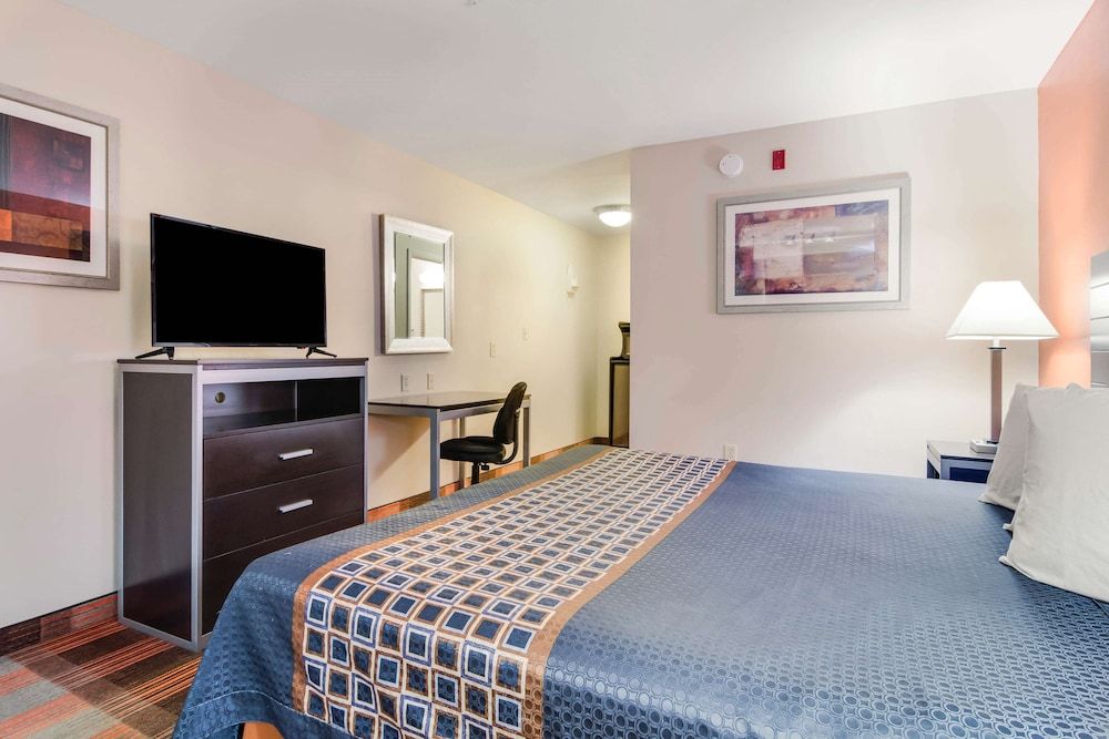 Americas Best Value Inn & Suites Mableton Atlanta Room, 1 King Bed, Non Smoking 2