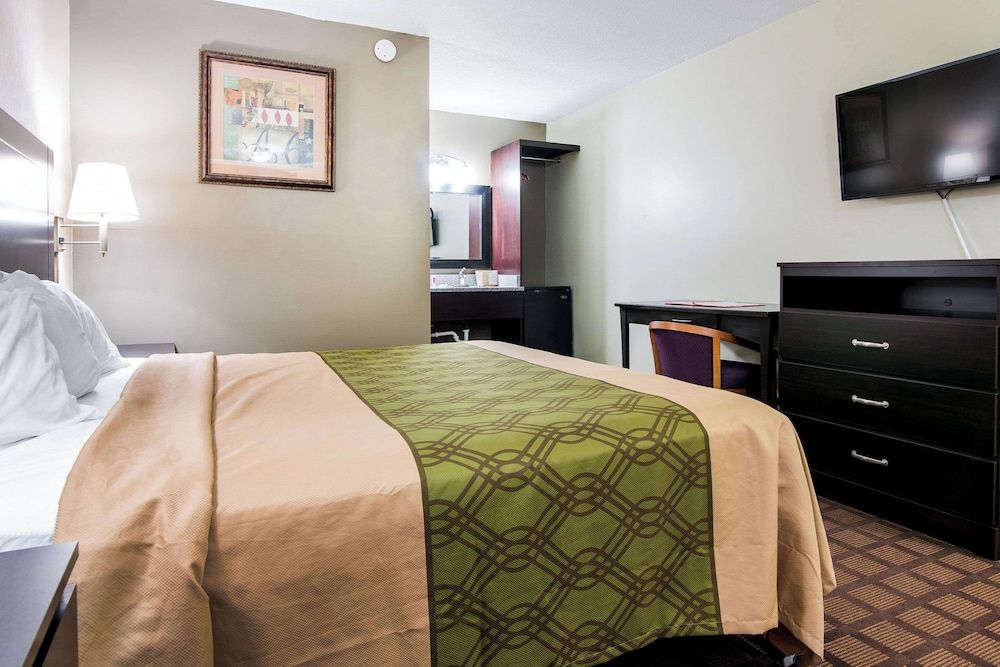 Standard Room, 1 King Bed, Smoking