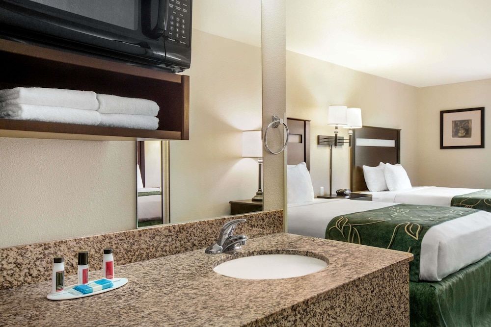 Room, 2 Double Beds, Accessible, Non Smoking