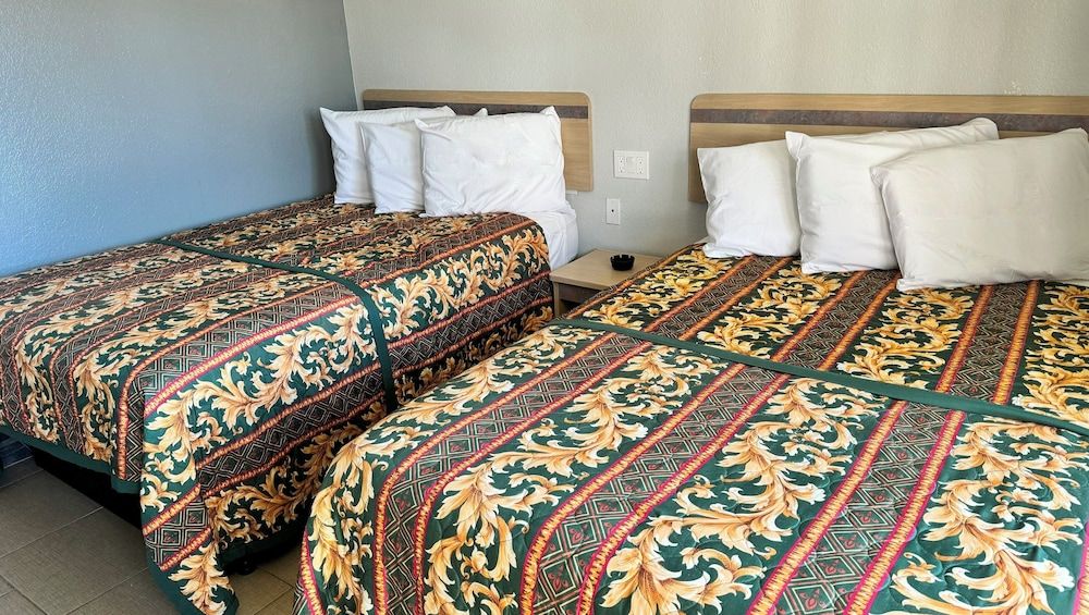 Standard Room, 2 Double Beds, Non Smoking, Refrigerator & Microwave