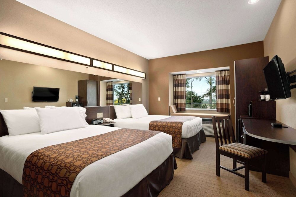 Room, 2 Queen Beds, Accessible, Non Smoking