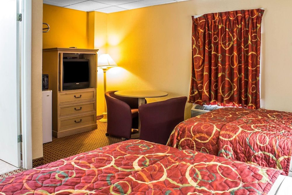 Standard Room, 2 Double Beds, Non Smoking
