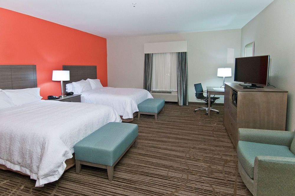 Room, 2 Queen Beds, Refrigerator & Microwave