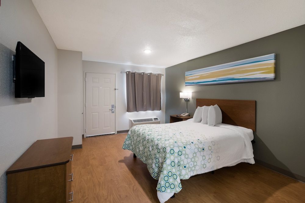 Suite, 1 King Bed, Non Smoking