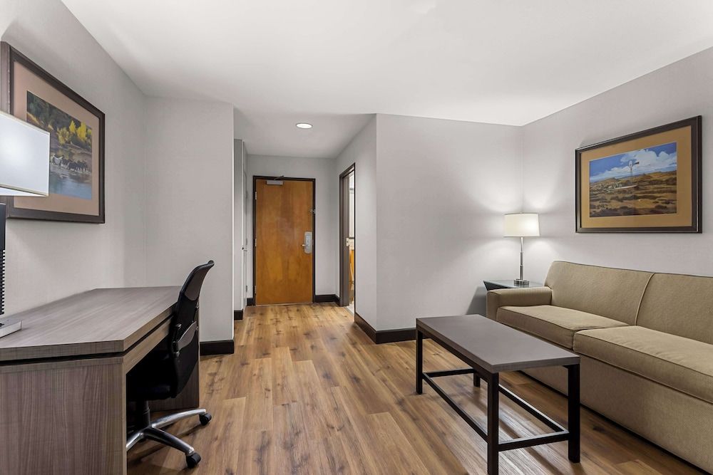 Best Western Moriarty Heritage Inn