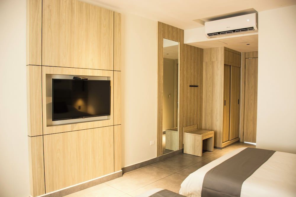 Hotel Las Cascadas Premium Room, 1 King Size Bed 13