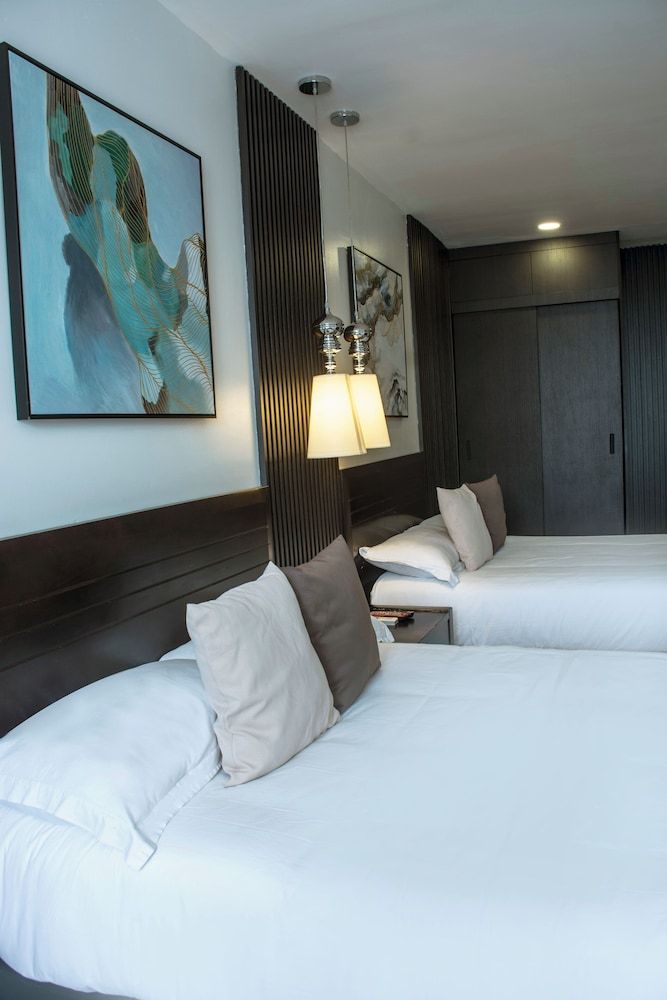 Hotel Las Cascadas Standard Double Room, 2 Queen Beds 4