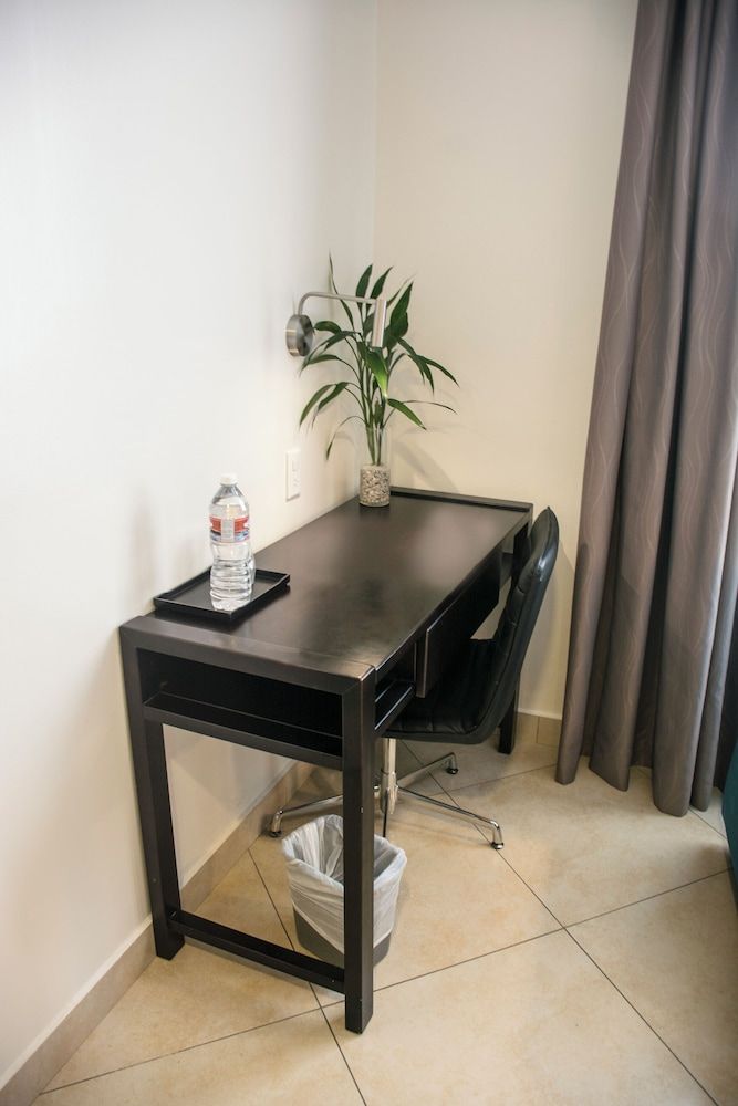 Hotel Las Cascadas Standard Double Room, 2 Queen Beds 8