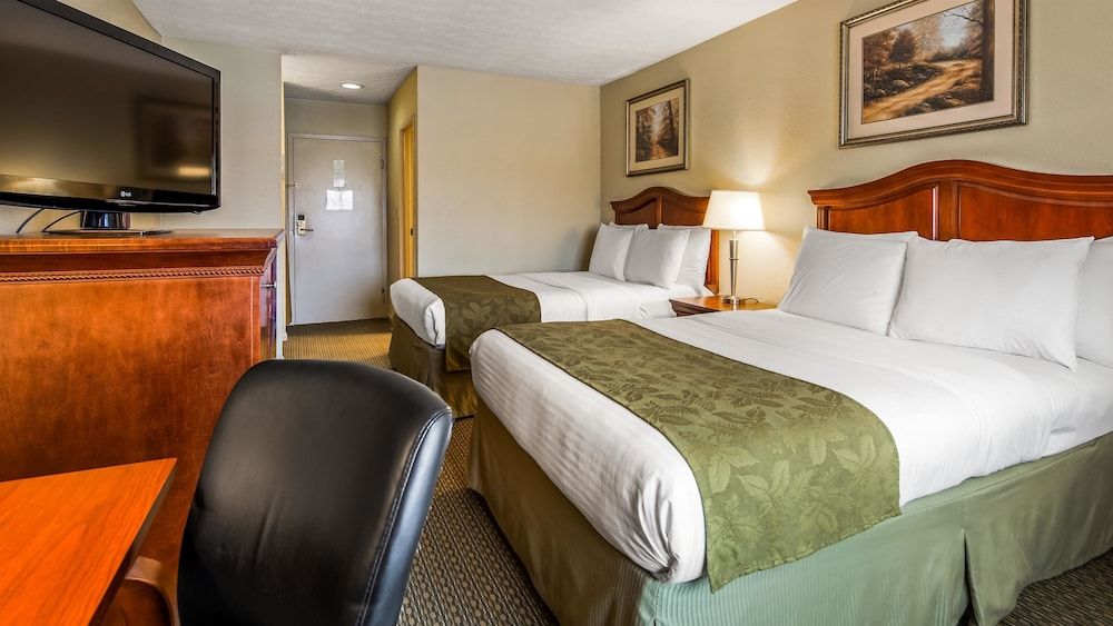 Best Western Shepherdsville Standard Room, 2 Queen Beds, Non Smoking 2