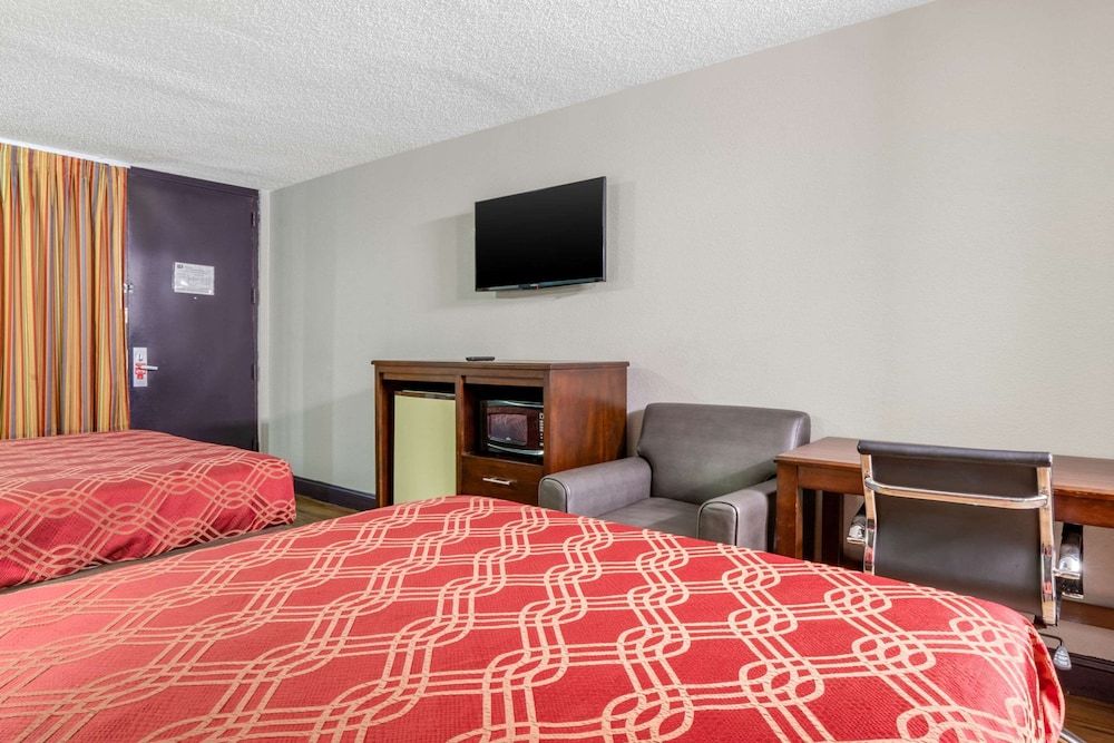 Standard Room, 2 Queen Beds, Smoking