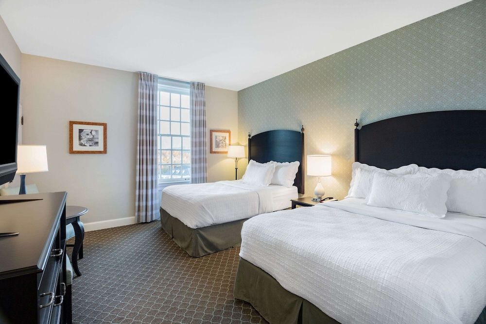 Deluxe Room, 2 Queen Beds, Non Smoking