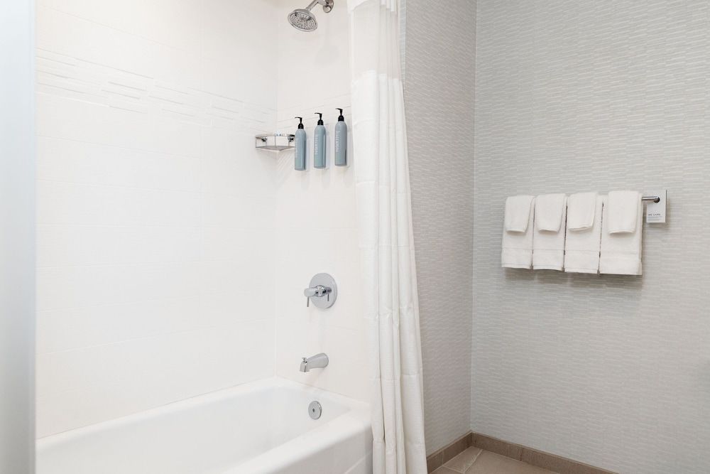Suite, 1 King Bed with Sofa bed, Non Smoking, Corner (Hearing Accessible)