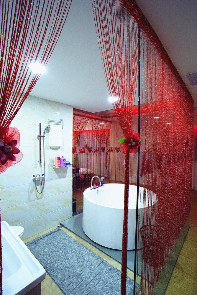 Romantic King Room