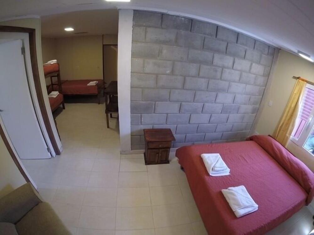 Family Room, Multiple Beds