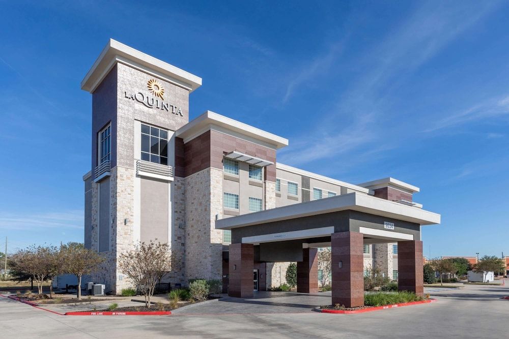 undefined La Quinta Inn & Suites by Wyndham Houston NW Beltway8/WestRD 8