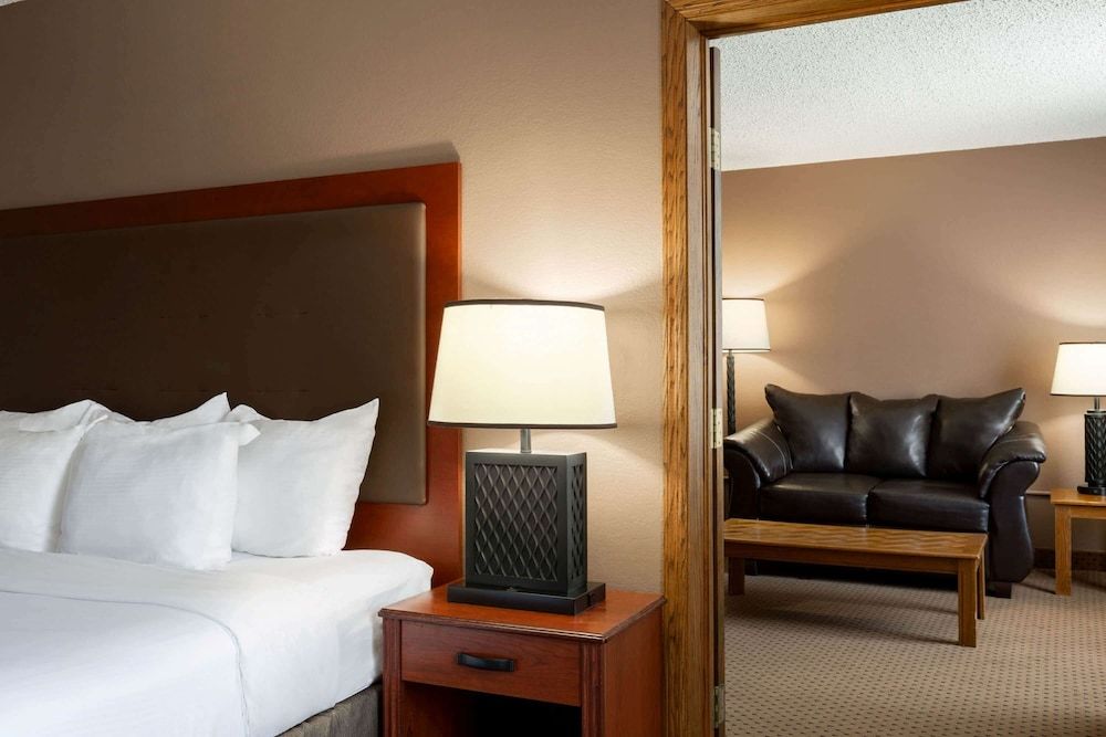 Suite, 1 King Bed