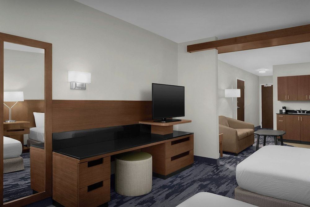 Studio, Multiple Beds
