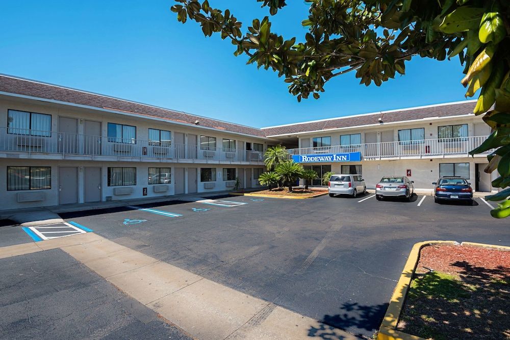 undefined Rodeway Inn Kissimmee Maingate West 5
