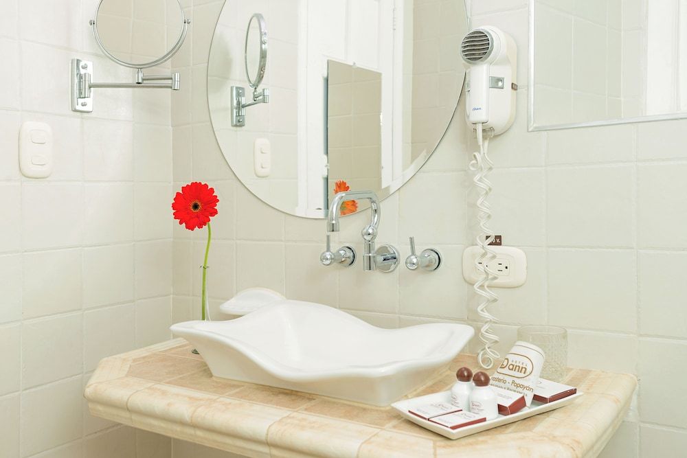 Hotel Dann Monasterio Popayán Standard Double Room 5