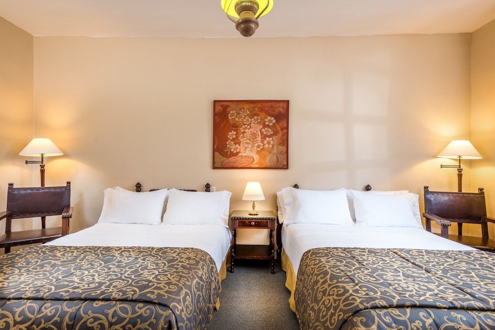 Hotel Dann Monasterio Popayán Standard Quadruple Room, 2 Bedrooms 2