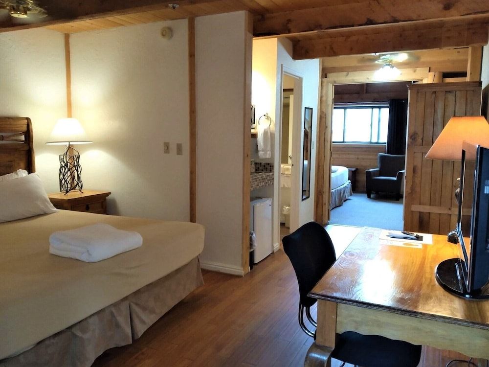Double King Suite