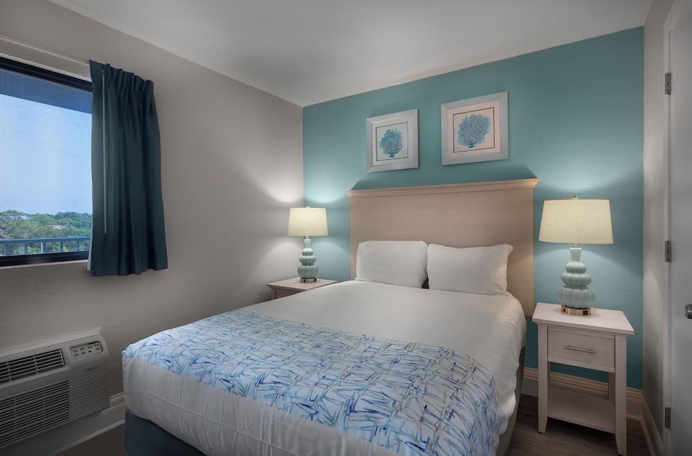 2 bedroom 2 bathroom Non-Smoking condo