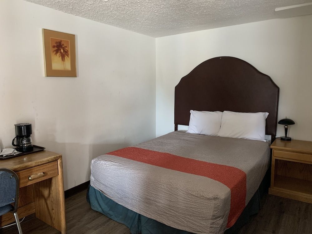 Safari Motel Standard Room, 1 Queen Bed 2