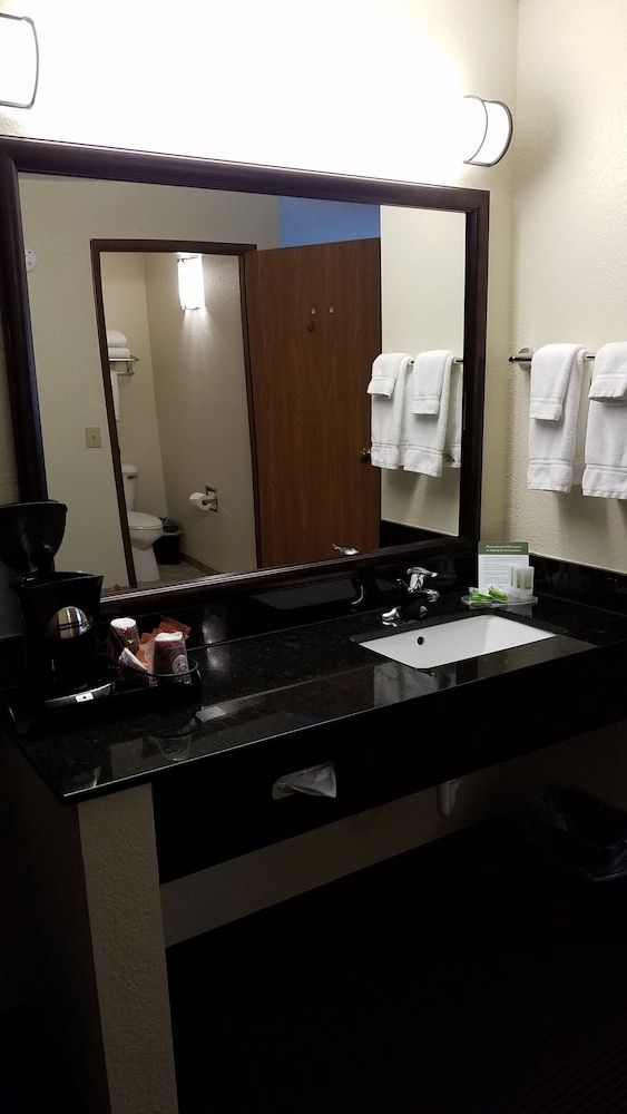 Superior Suite, 1 King Bed, Non Smoking