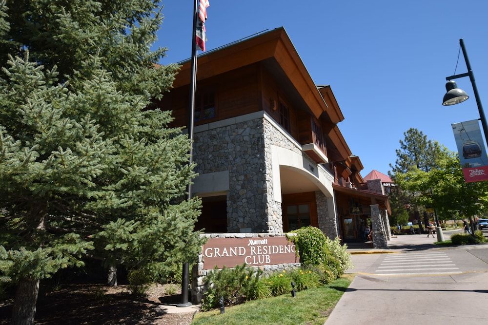 undefined Heavenly Village Condos - Grand Residence 9