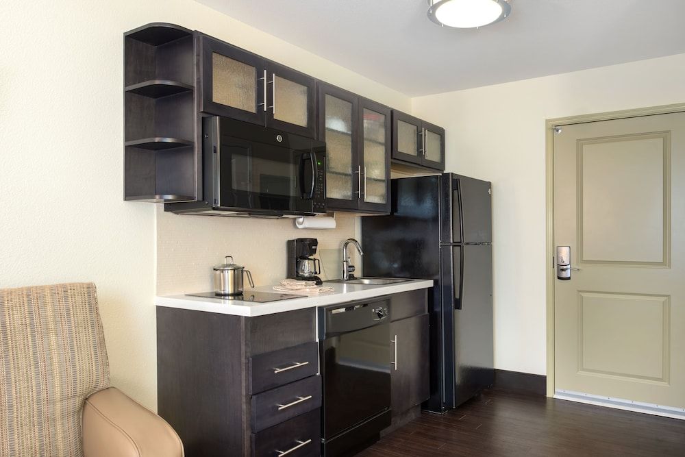 Studio Suite, 1 Queen Bed, Non Smoking
