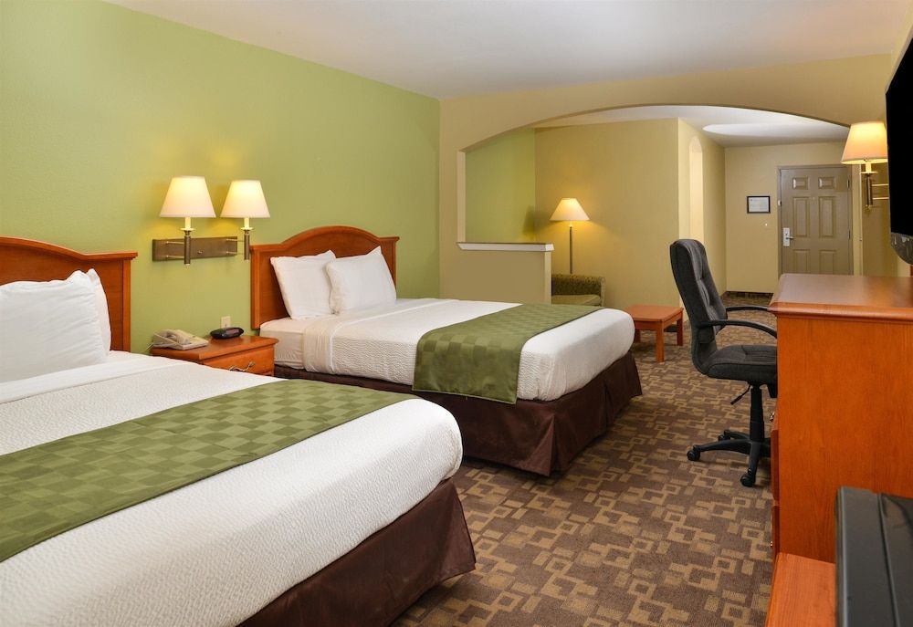 Room, 2 Queen Beds, Smoking