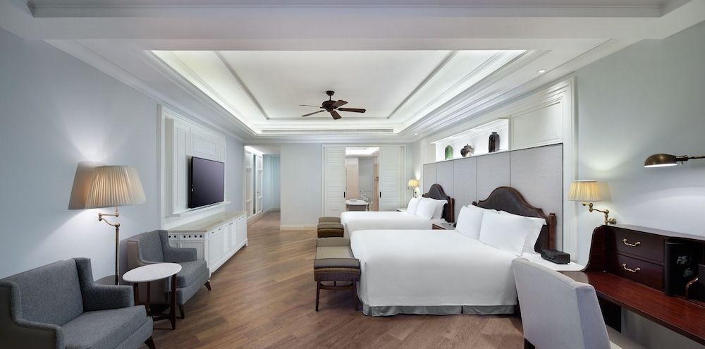 Room, 1 King Bed, Balcony, Ocean View