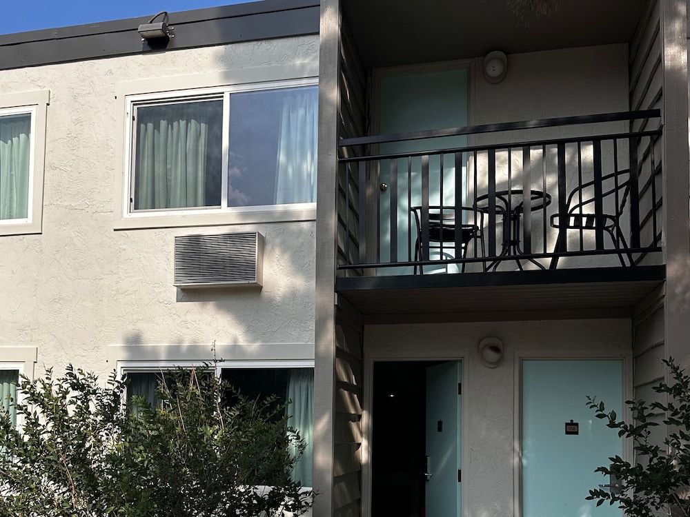 undefined Expedition Lodge Estes Park 5