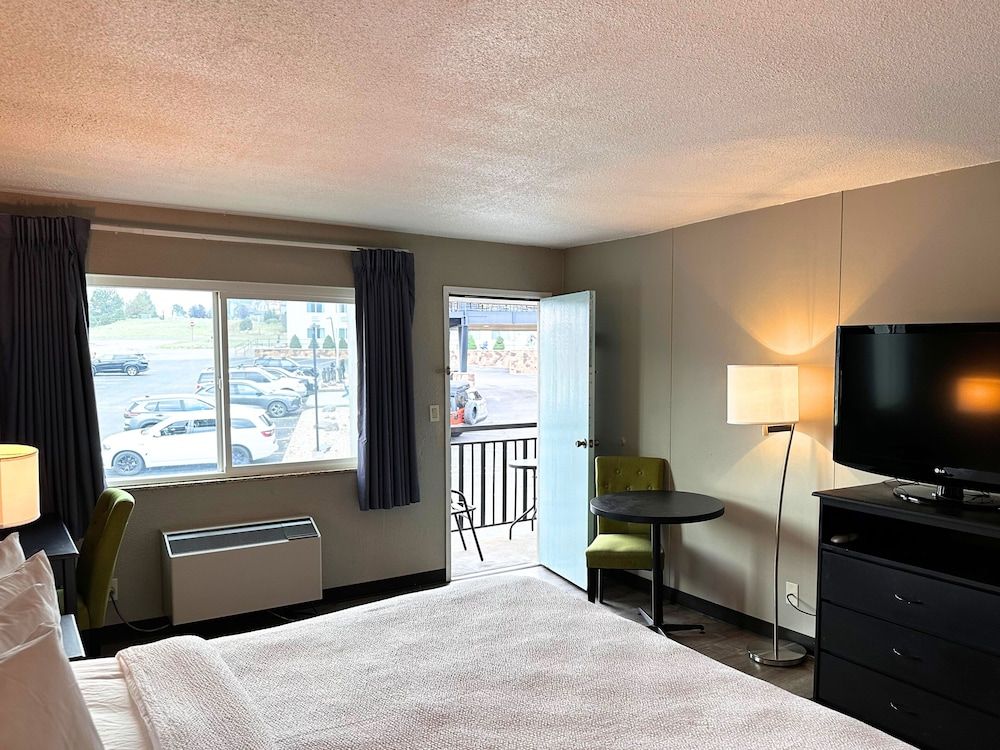 undefined Expedition Lodge Estes Park 9