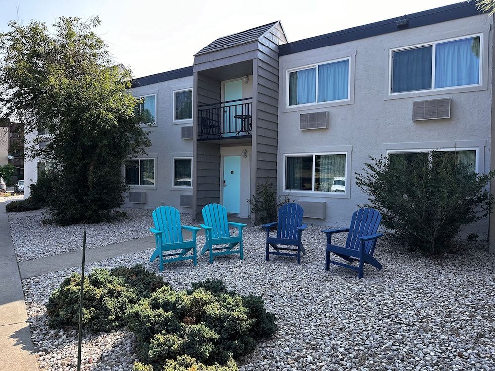 undefined Expedition Lodge Estes Park 6