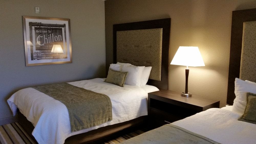 Best Western Stanton Inn Standard Room, 2 Queen Beds, Non Smoking, Refrigerator & Microwave