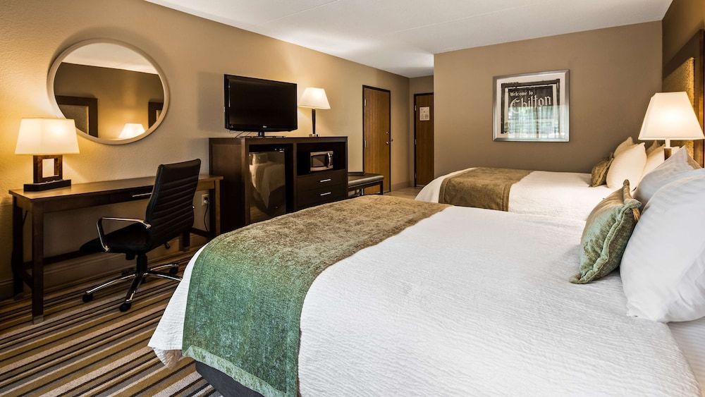 Best Western Stanton Inn Standard Room, 2 Queen Beds, Non Smoking, Refrigerator & Microwave 4