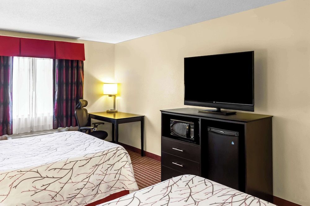 Standard Room, 2 Queen Beds, Non Smoking, Refrigerator & Microwave