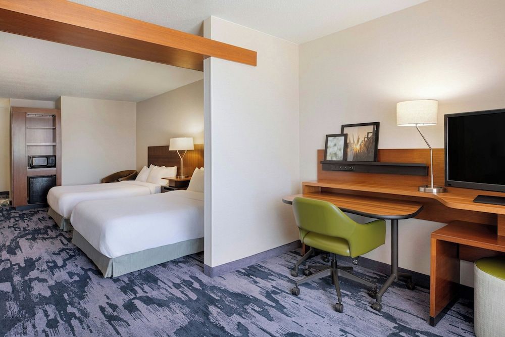 Suite, Multiple Beds