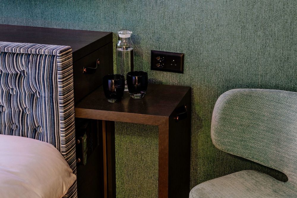 Opera Hotel Zurich Smart Room 4