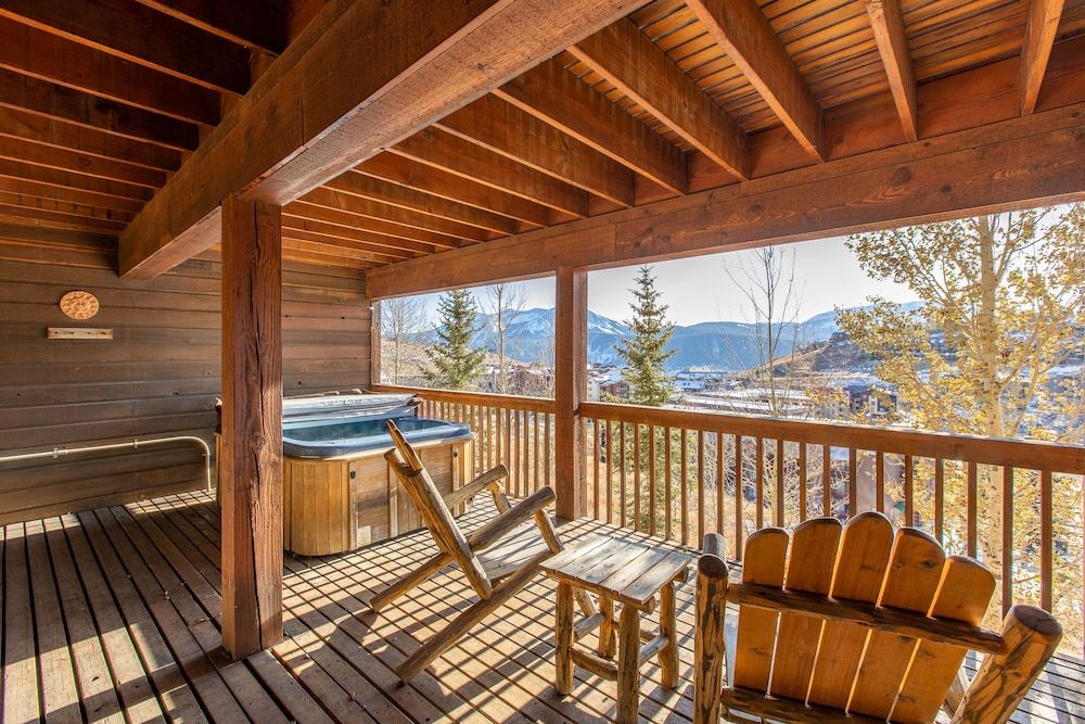 Nordic Inn Premium Room (Not Pet Friendly and No Elevator)