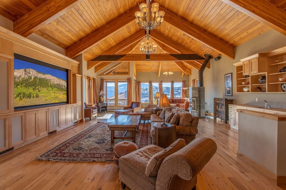 Nordic Inn Premium Room (Not Pet Friendly and No Elevator) 2