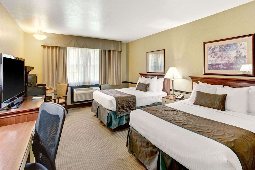 Room, 2 Queen Beds, Non Smoking (Pet Friendly)