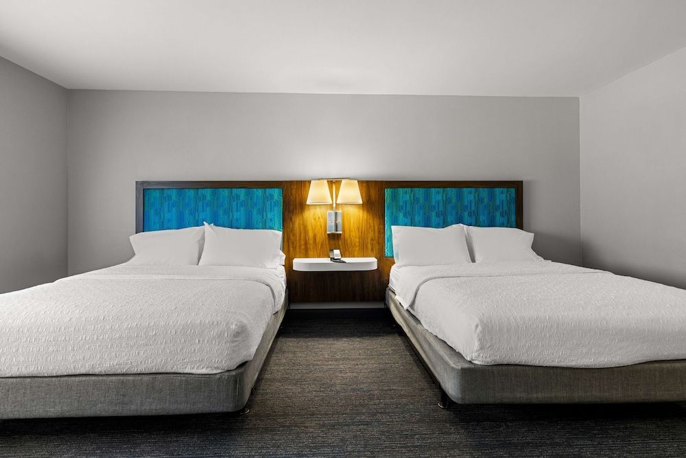 Room, 2 Queen Beds, Accessible, Non Smoking