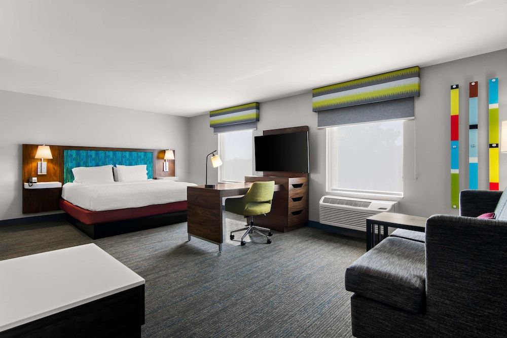 Studio Suite, 1 King Bed, Non Smoking