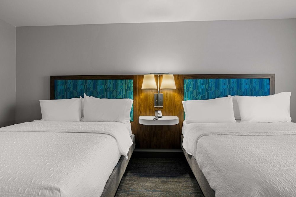 Room, 2 Queen Beds, Non Smoking