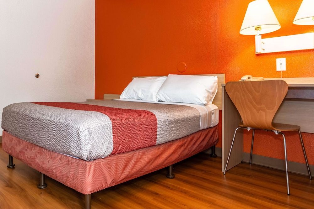 Standard Room, 1 Double Bed, Accessible, Non Smoking
