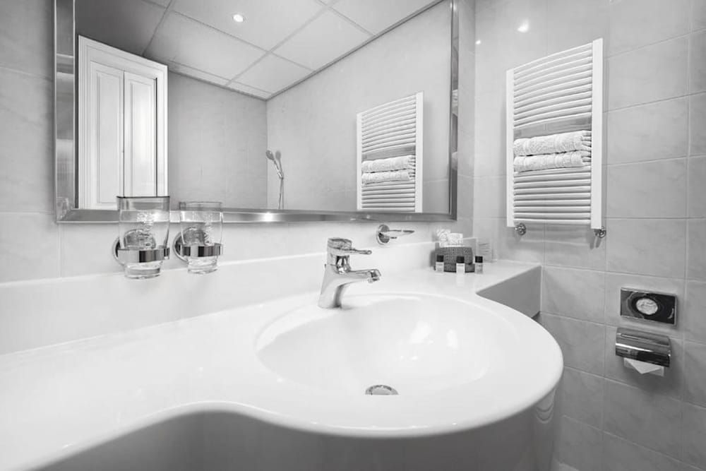 undefined Cosmopolitan Bobycentrum – Czech Leading Hotels 8