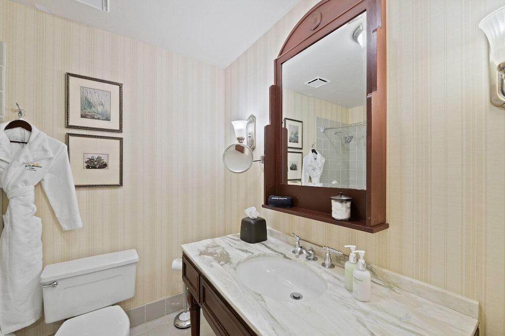 Poste Montane Lodge Junior Suite 3