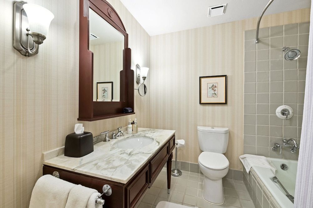 Poste Montane Lodge 1Bedroom/2 Bath Suite